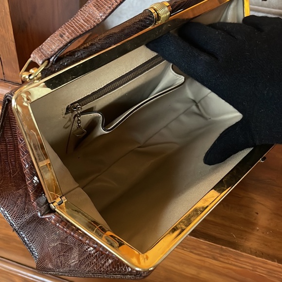 Vintage 1940’s Lizard Handbag - Picture 10 of 16